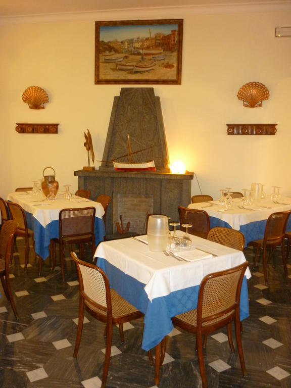 Ristorante Hotel Mira Sestri Levante Exterior foto